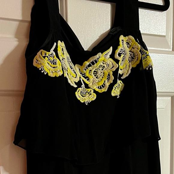 Party dress with fringe - Picture 2 of 7